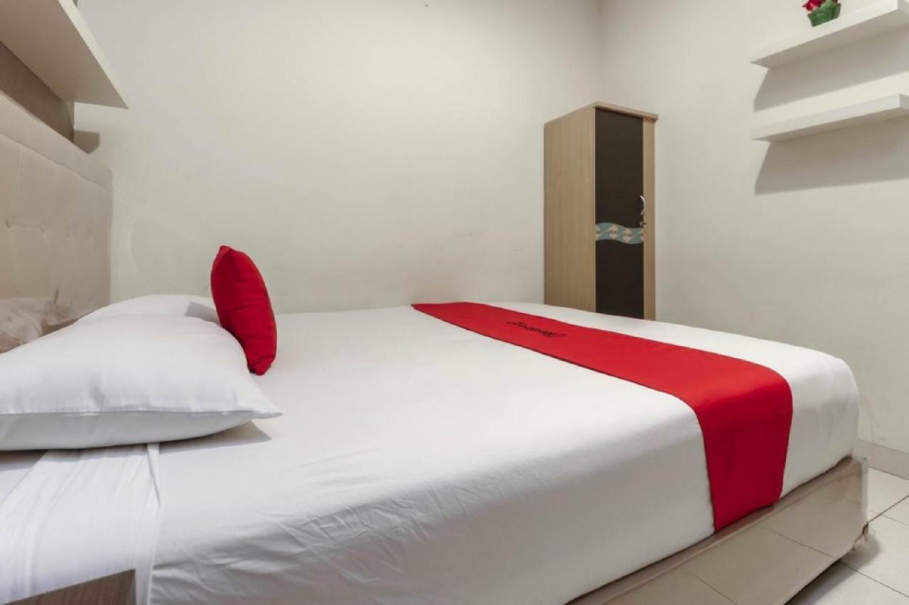 Reddoorz Plus @ Karet Setiabudi Джакарта Экстерьер фото